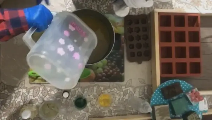 نظر بیتا مومنی هنرجوی دوره آموزش صابون سازی تک ایده